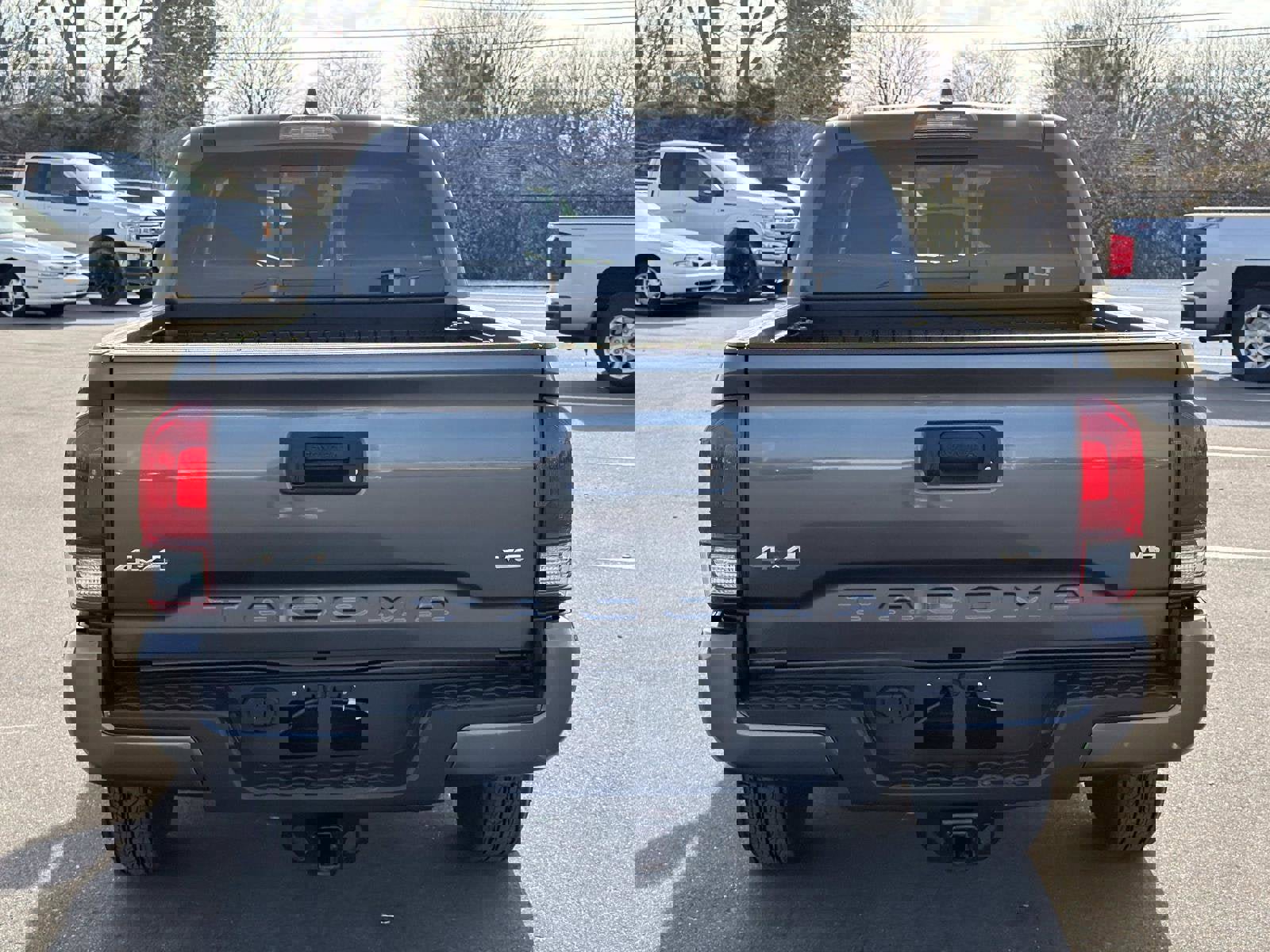 Used 2023 Toyota Tacoma SR5 image 18