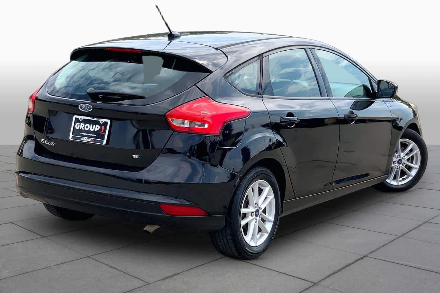 Used 2015 Ford Focus SE FWD image 13