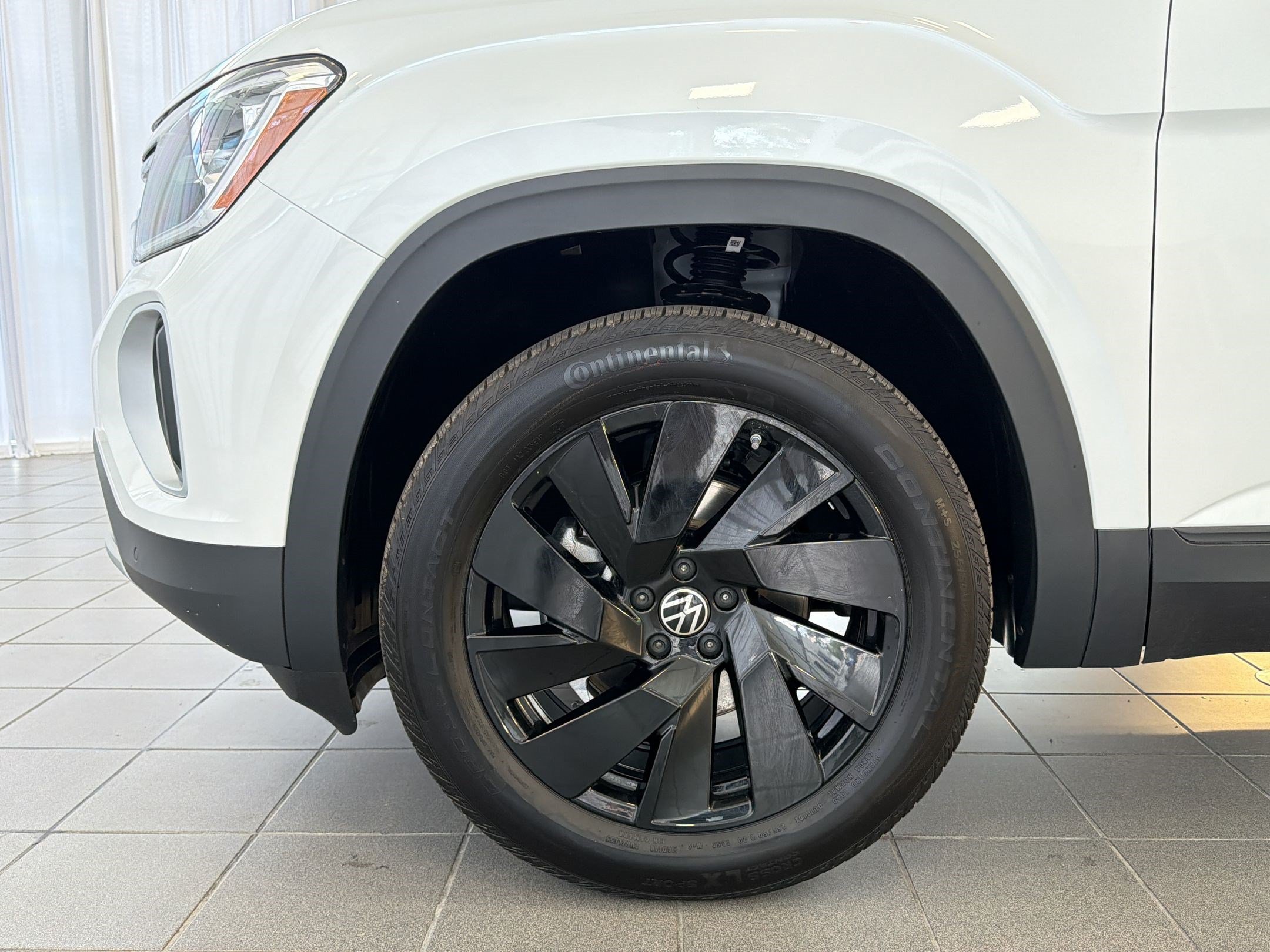 New 2026 Volkswagen Atlas SE FWD image 12