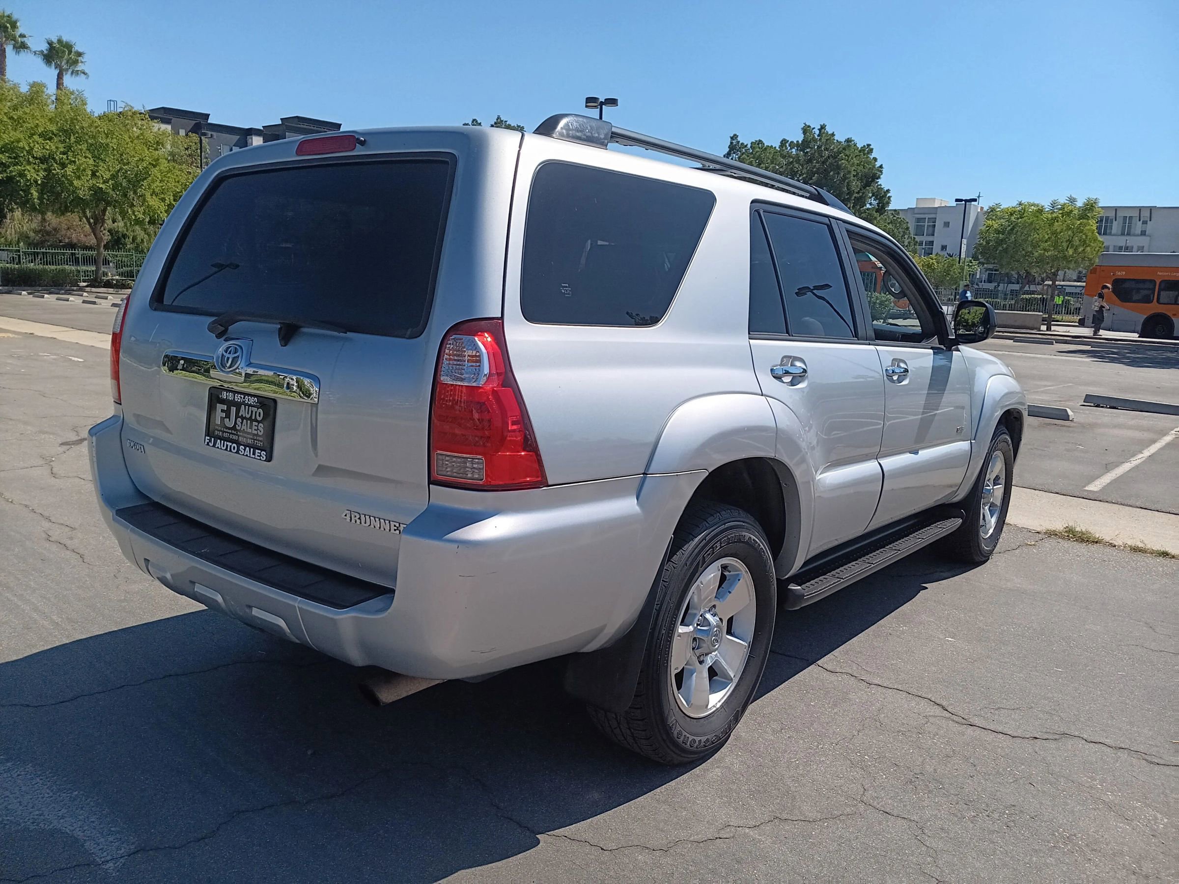 Used 2008 Toyota 4Runner SR5 image 8