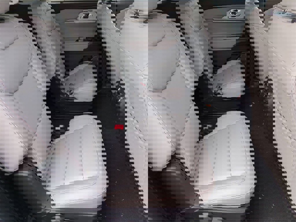 New 2026 Ford Explorer Active image 43