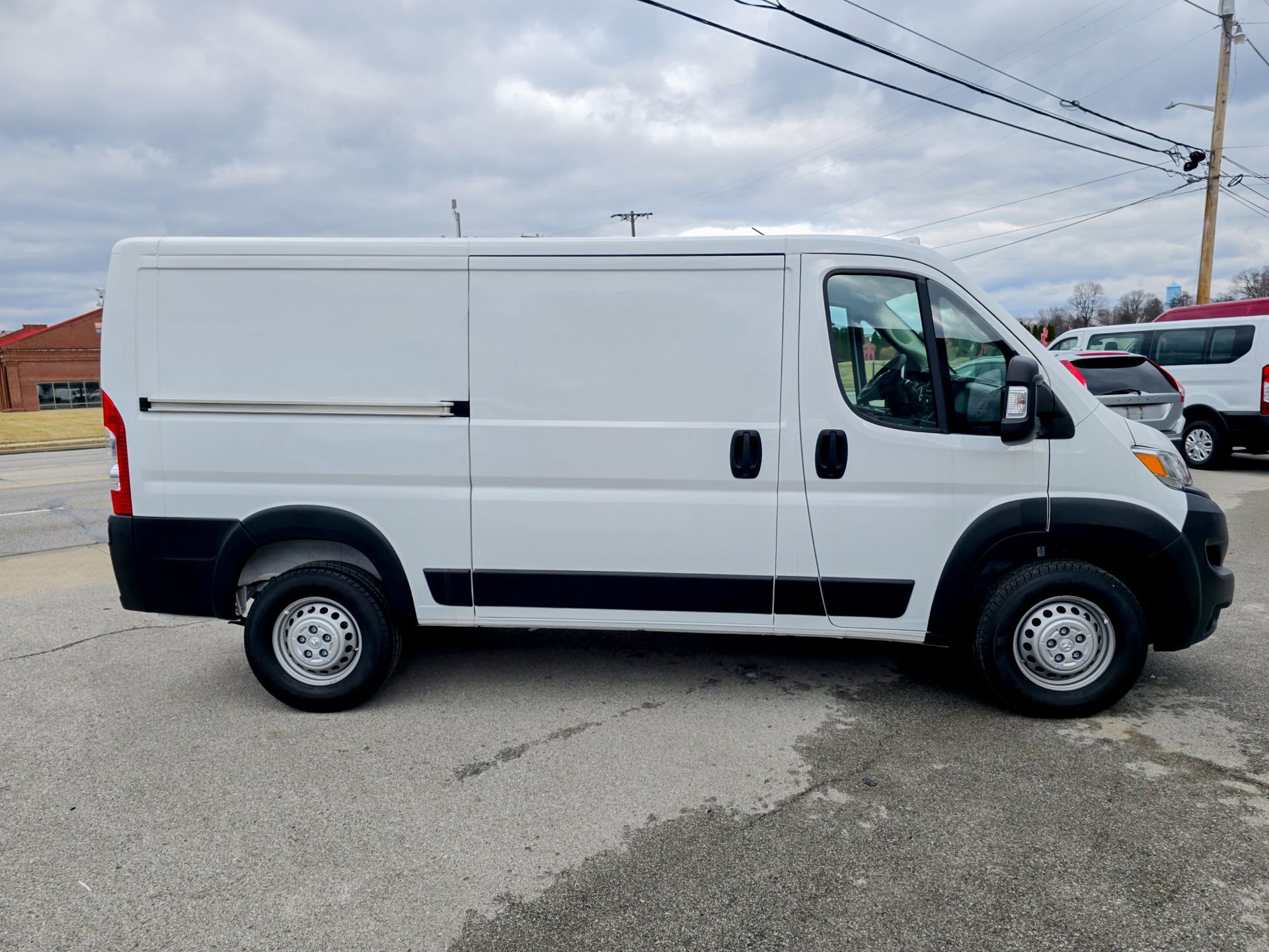 Used 2024 RAM ProMaster 3500 w/ Convenience Group image 8