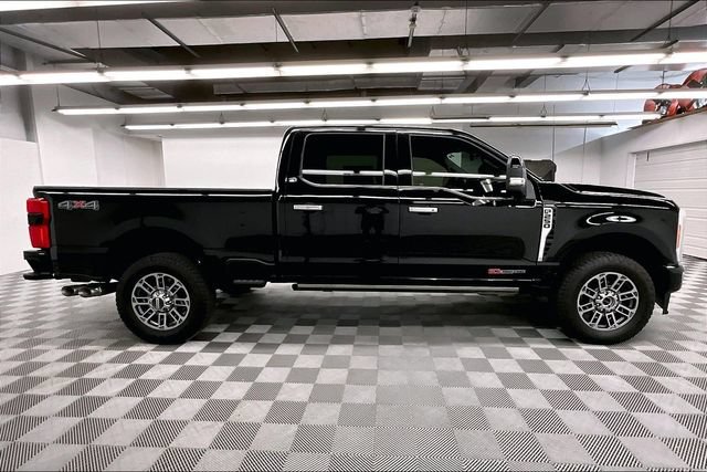 Used 2023 Ford F250 Limited AWD/4WD image 14