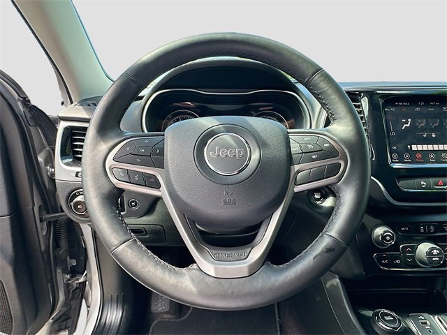 Used 2019 Jeep Cherokee Limited image 11