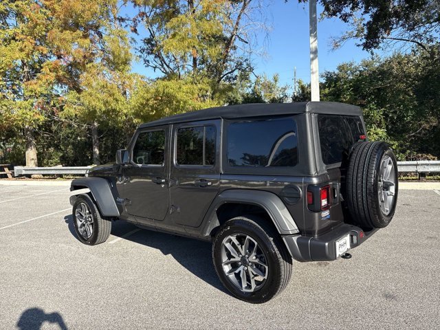 Used 2025 Jeep Wrangler Sport S w/ Convenience Group image 6
