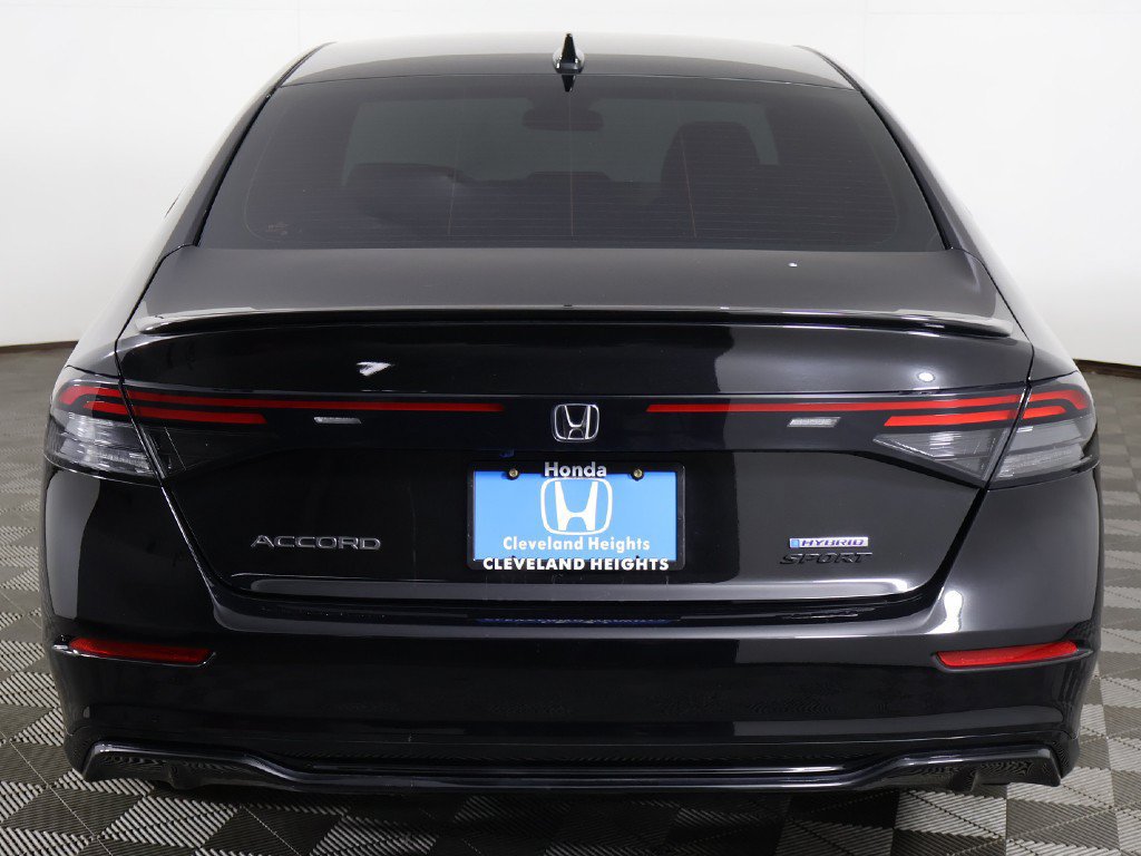 Used 2025 Honda Accord Sport image 11