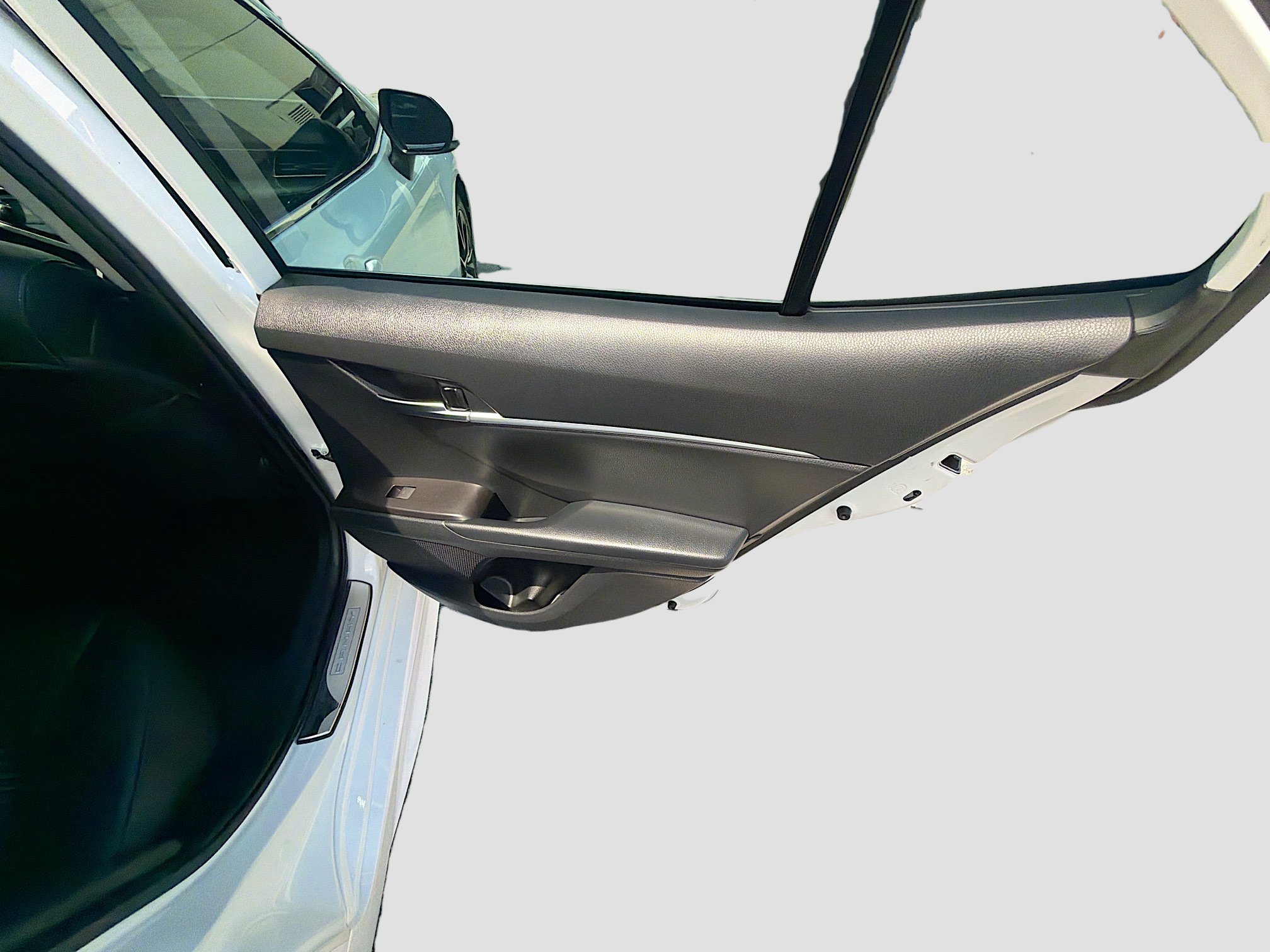 Used 2023 Toyota Camry SE FWD image 29