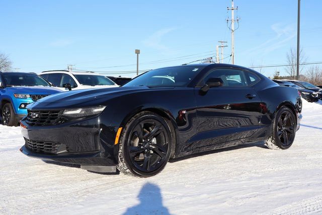 Used 2020 Chevrolet Camaro LT image 5