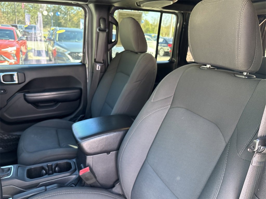 Used 2019 Jeep Wrangler Unlimited Sport S image 11