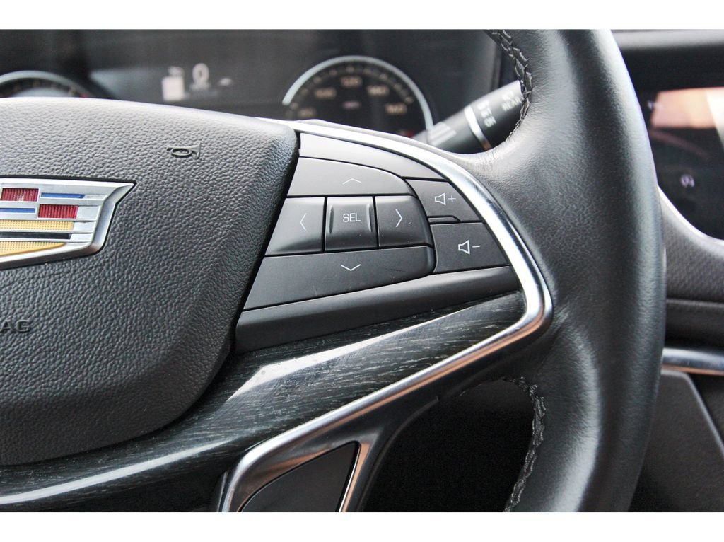 Used 2023 Cadillac XT5 Premium Luxury FWD image 16
