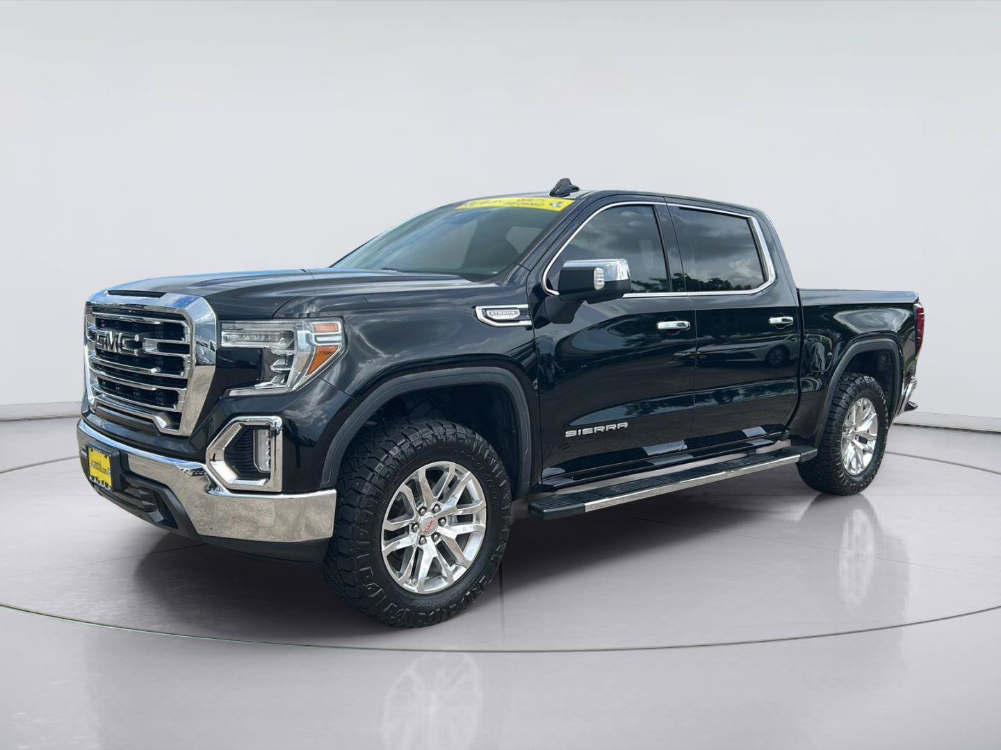 Used 2021 GMC Sierra 1500 SLT RWD image 3
