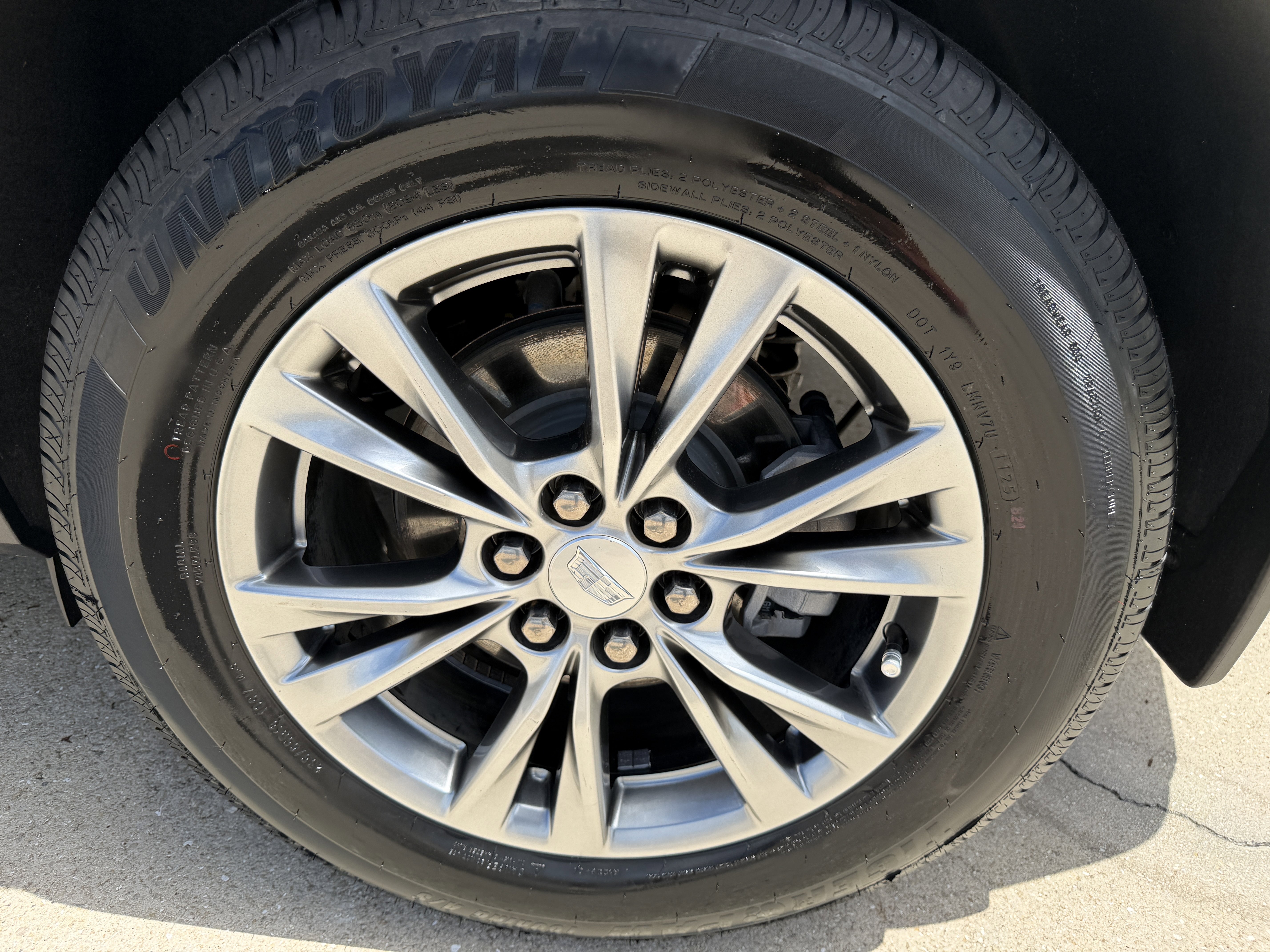 Certified 2023 Cadillac XT5 Premium Luxury FWD image 32