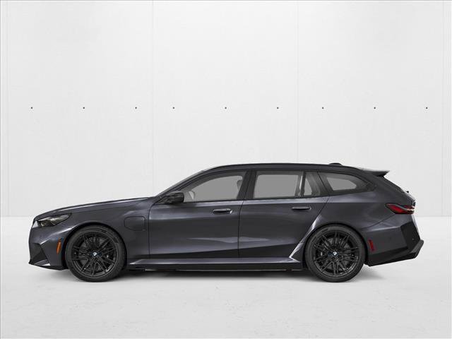 New 2027 BMW M5 Touring AWD/4WD image 3
