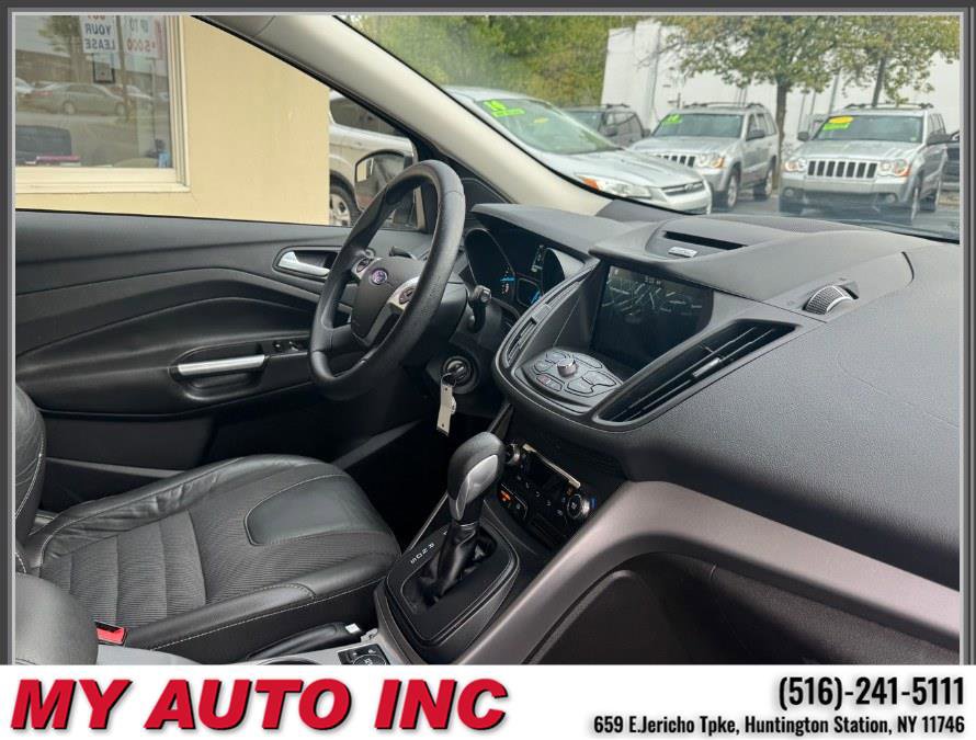 Used 2016 Ford Escape SE w/ SE Chrome Package AWD/4WD image 27