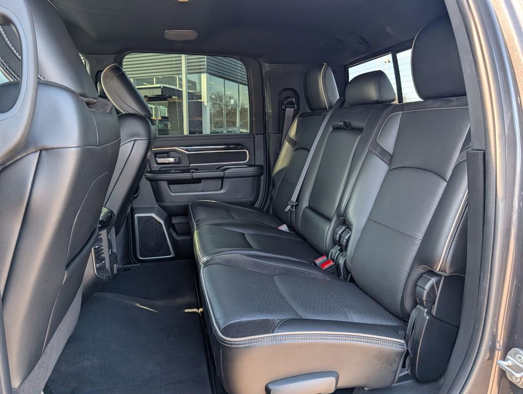 Used 2020 RAM 2500 Laramie w/ Night Edition image 24