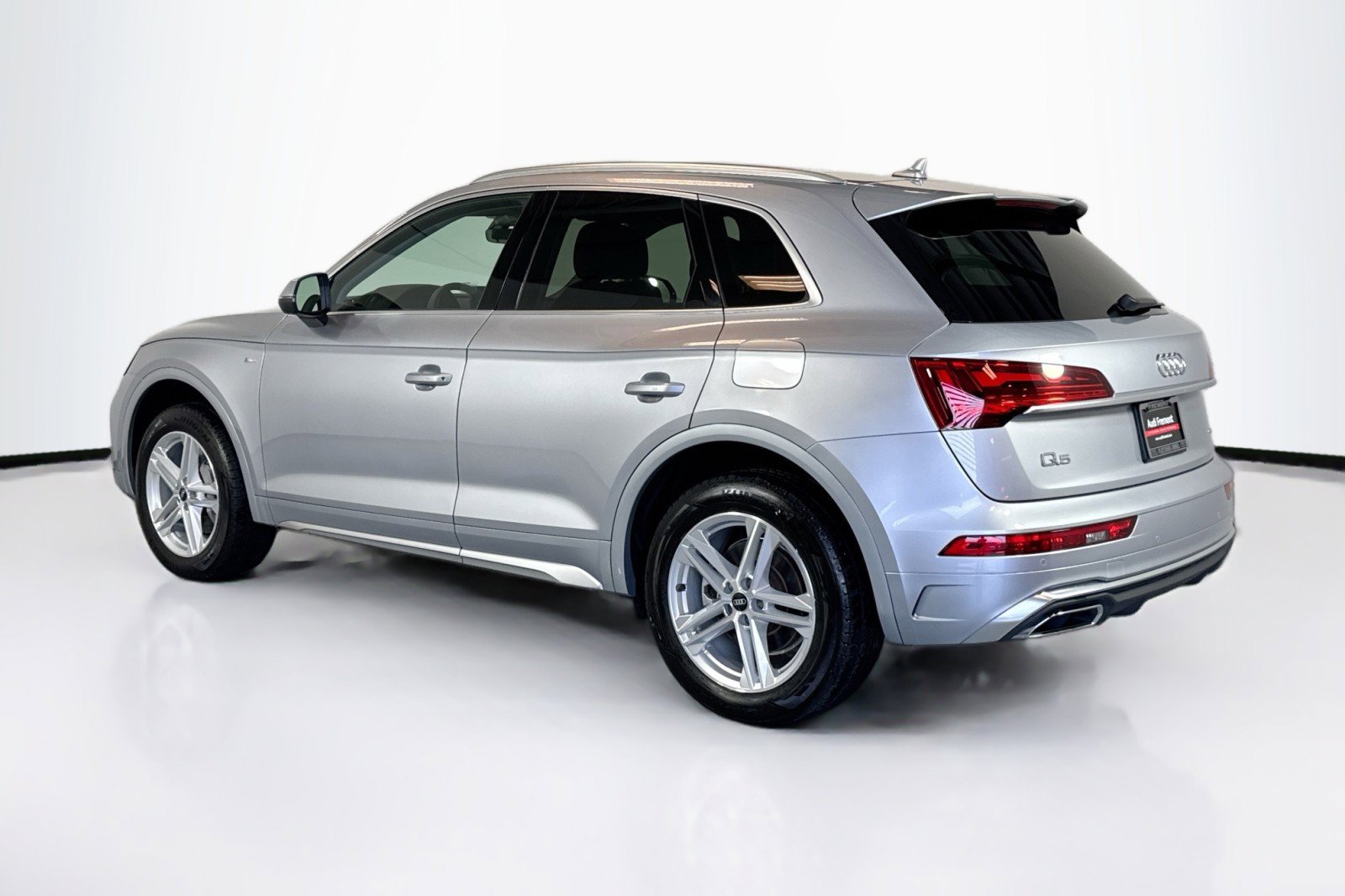 Used 2025 Audi Q5 e Premium Plus w/ Premium Plus Package AWD/4WD image 7