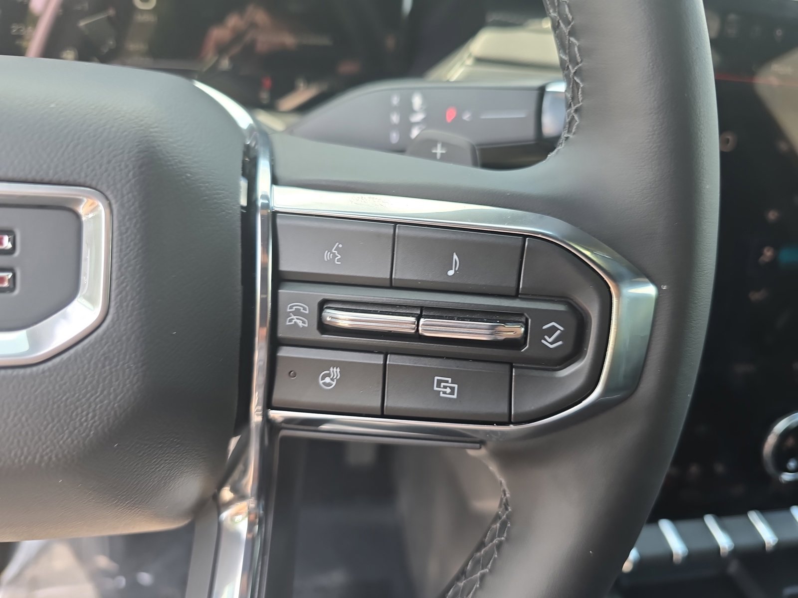 New 2025 GMC Acadia Elevation image 19