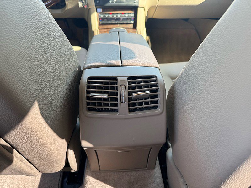 Used 2013 Mercedes-Benz E 350 BlueTEC Sedan w/ Premium 1 Pkg image 20
