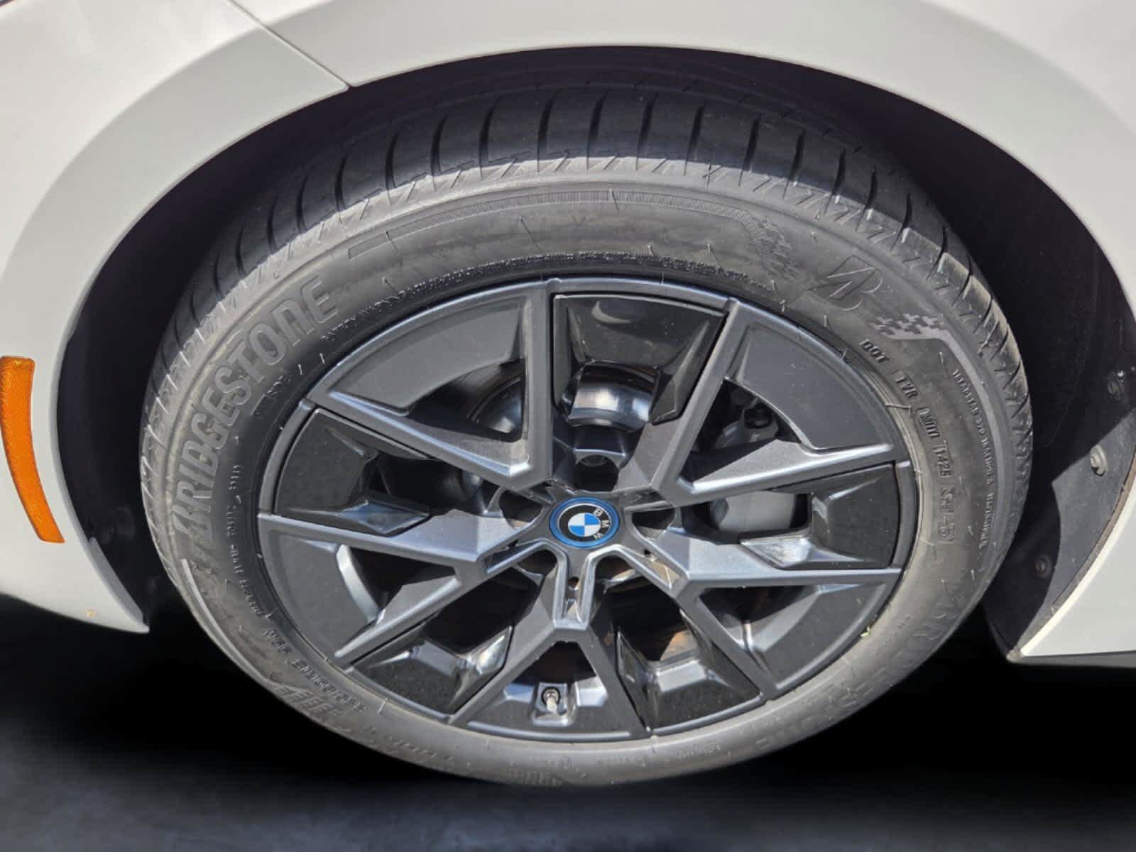 Certified 2023 BMW i4 eDrive35 w/ Premium Package RWD image 9