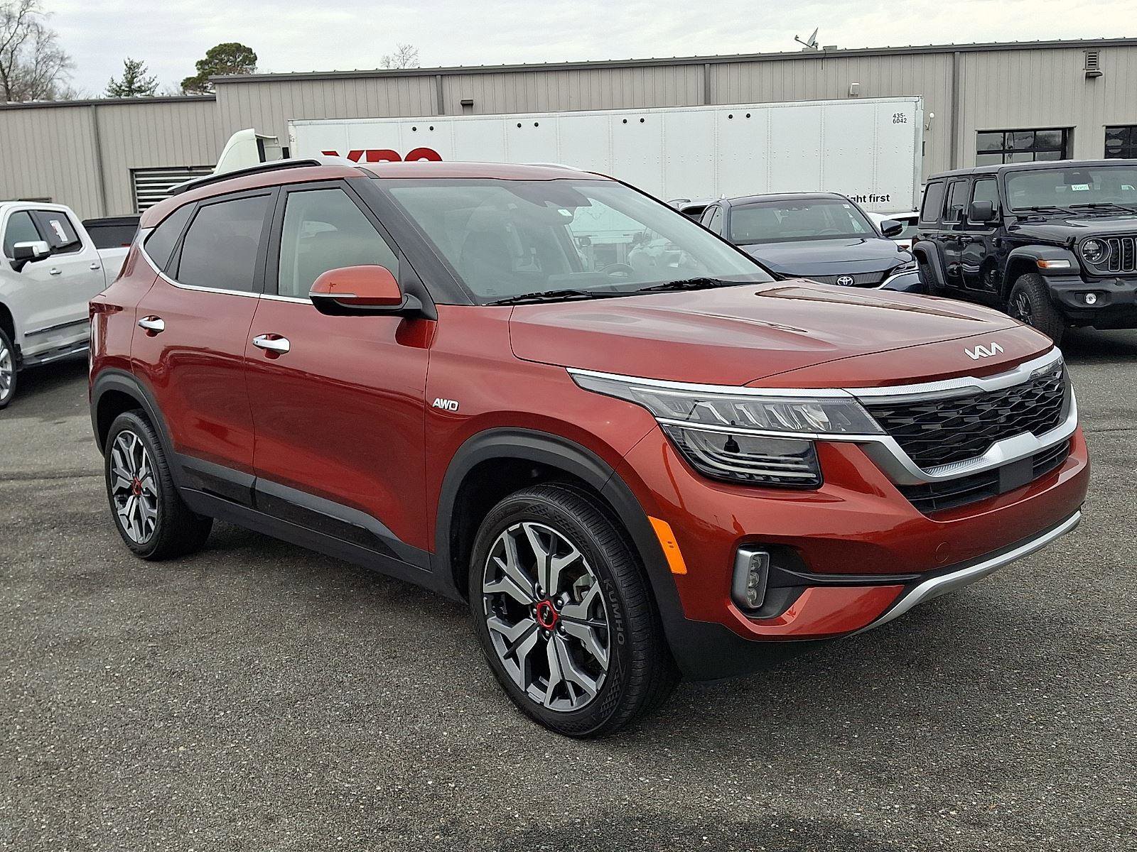 Used 2023 Kia Seltos SX image 9