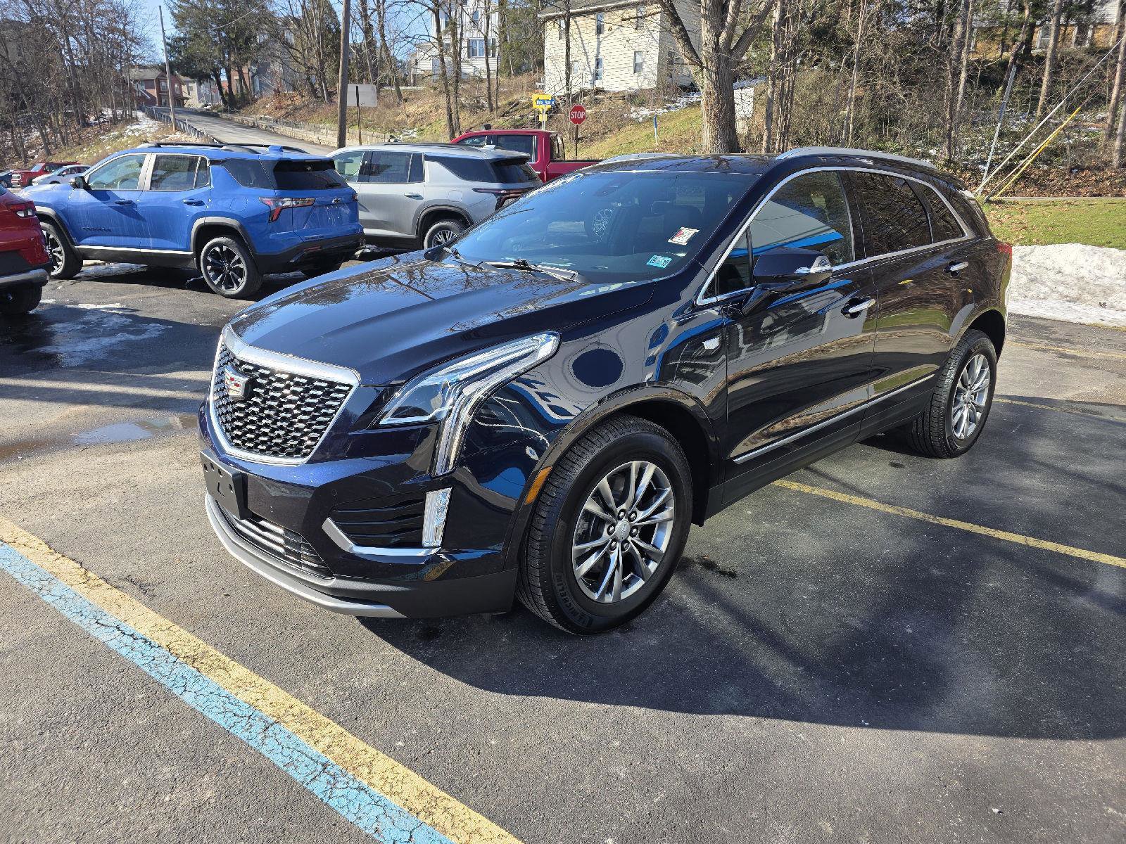 Used 2021 Cadillac XT5 Premium Luxury image 4