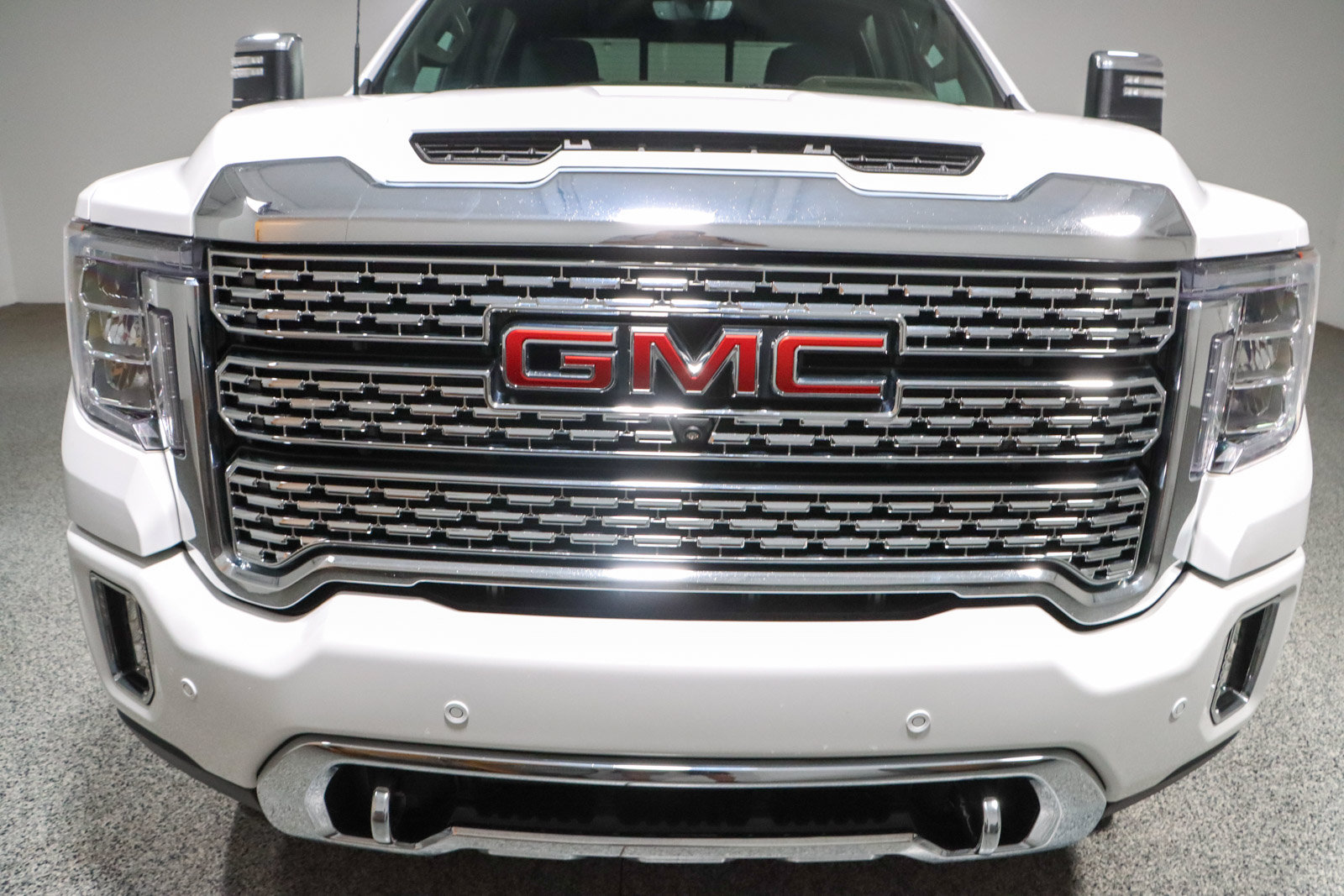 Used 2021 GMC Sierra 2500 Denali w/ Denali Ultimate Package AWD/4WD image 4