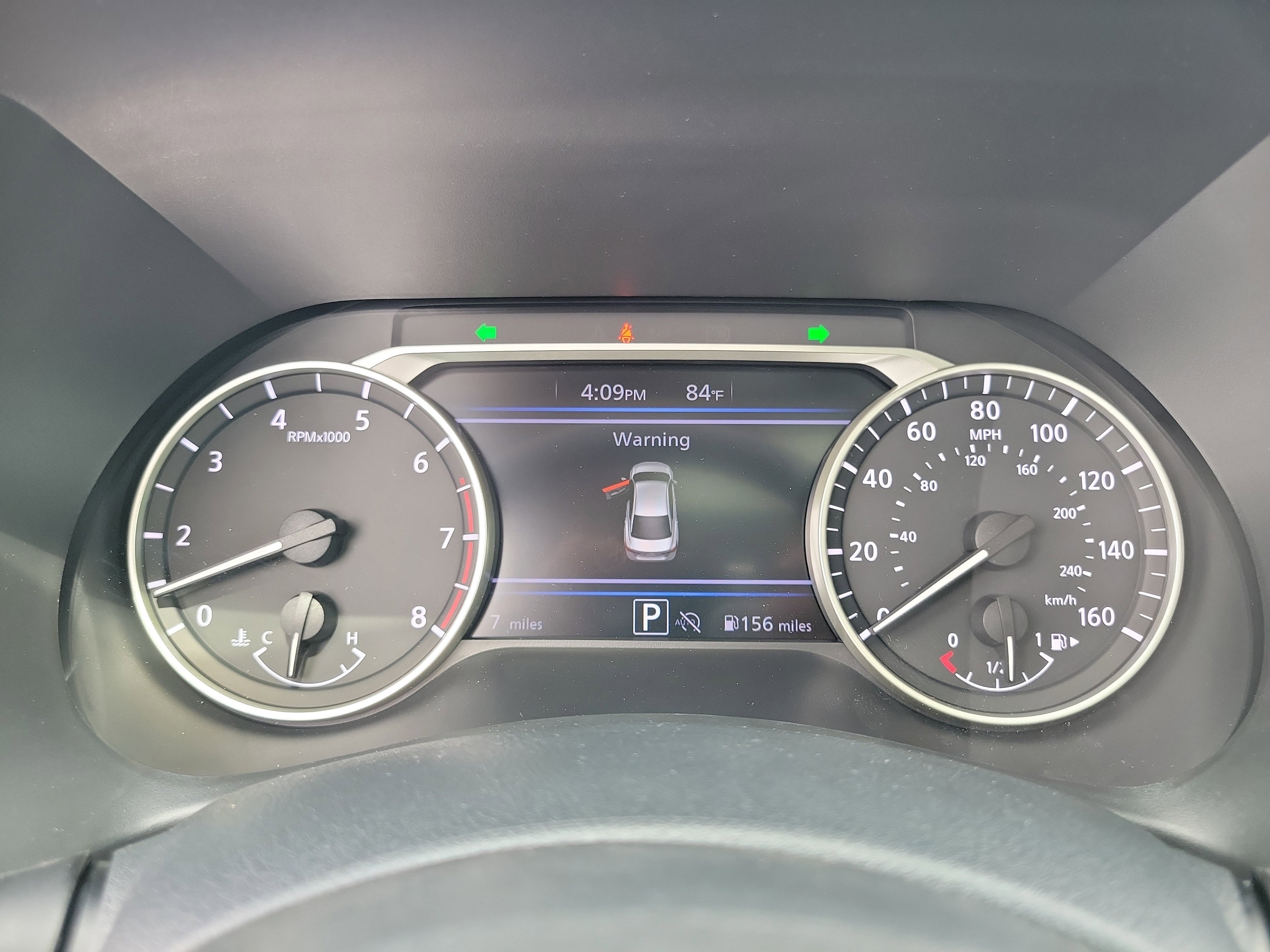 Used 2025 Nissan Sentra SR w/ SR Premium Package image 24