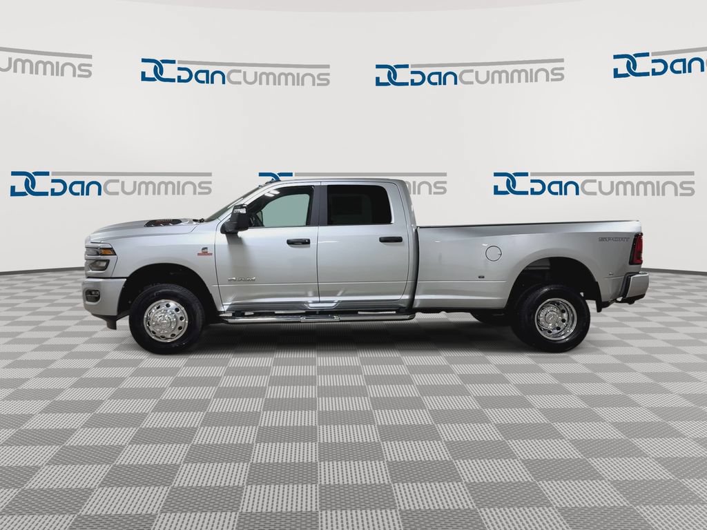 New 2026 RAM 3500 Big Horn AWD/4WD image 5