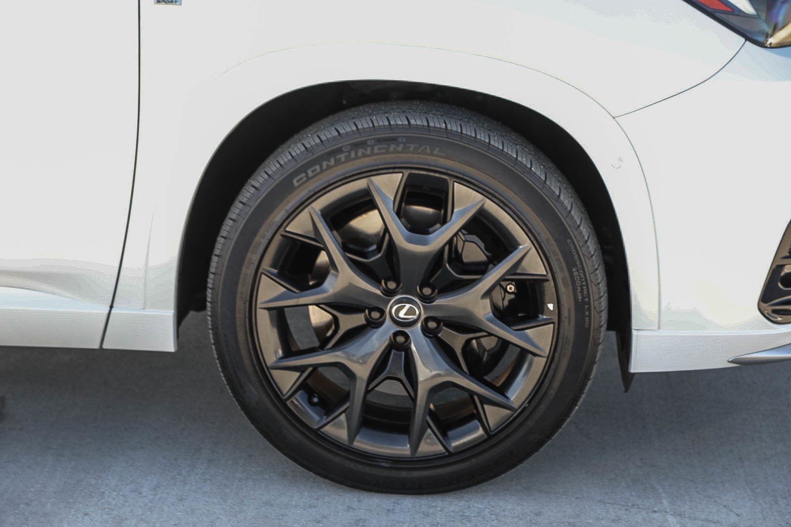 Used 2024 Lexus TX 500h AWD w/ Technology Package image 10