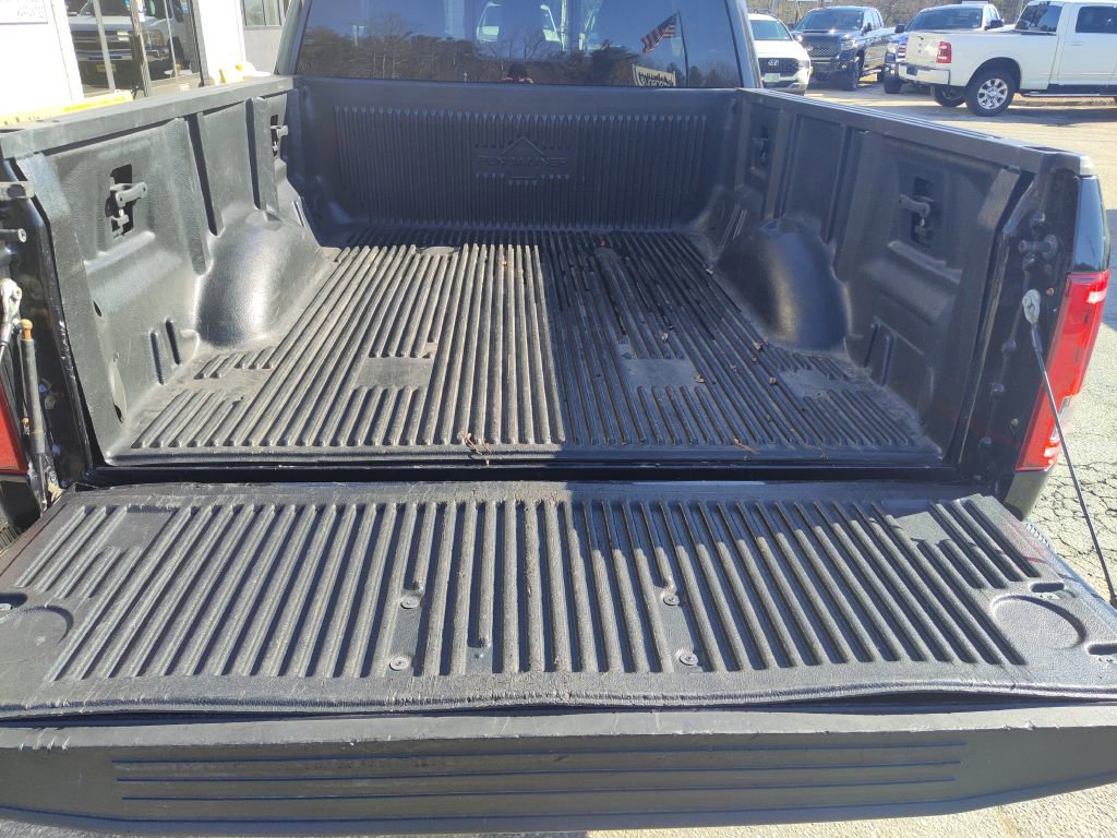 Used 2015 Ford F150 XLT w/ Equipment Group 302A Luxury image 13