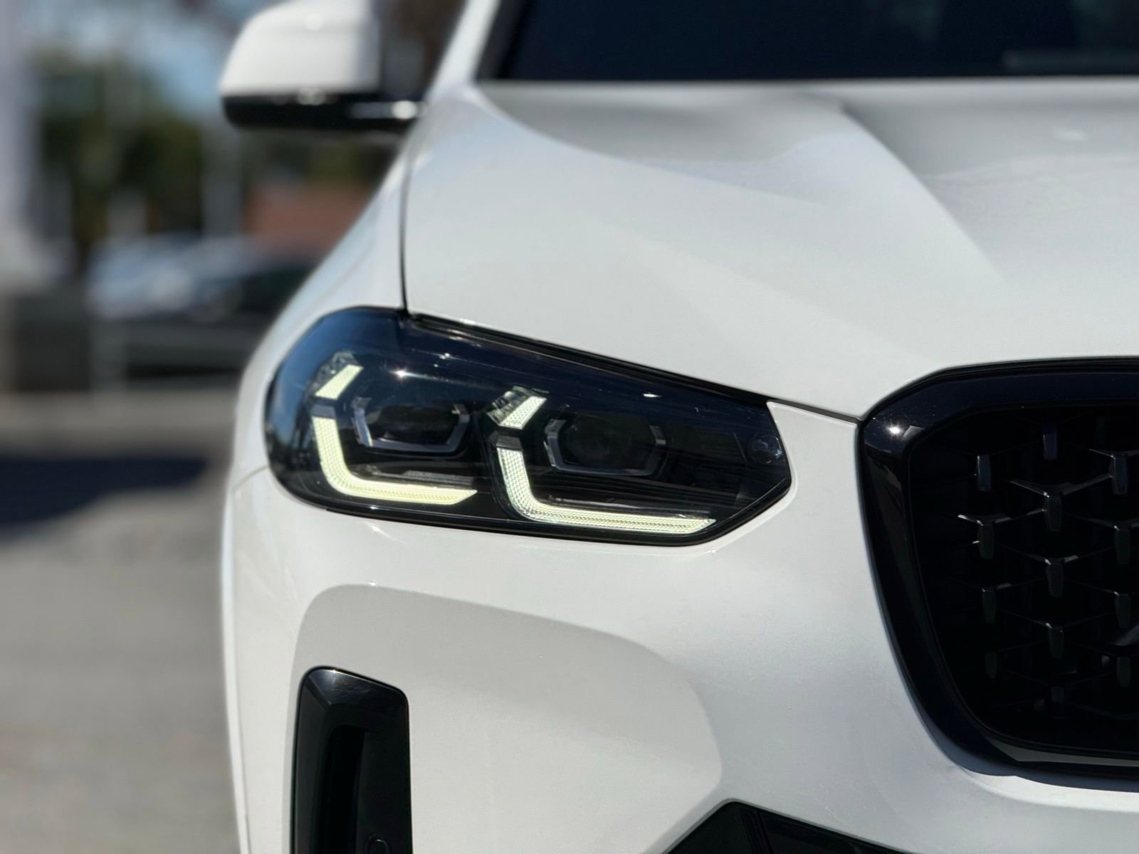 Used 2023 BMW X4 xDrive30i w/ M Sport Package image 13