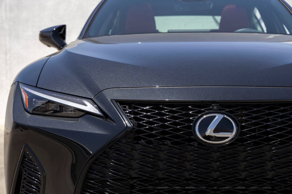 Used 2025 Lexus IS 350 F Sport w/ Navigation Package RWD image 13