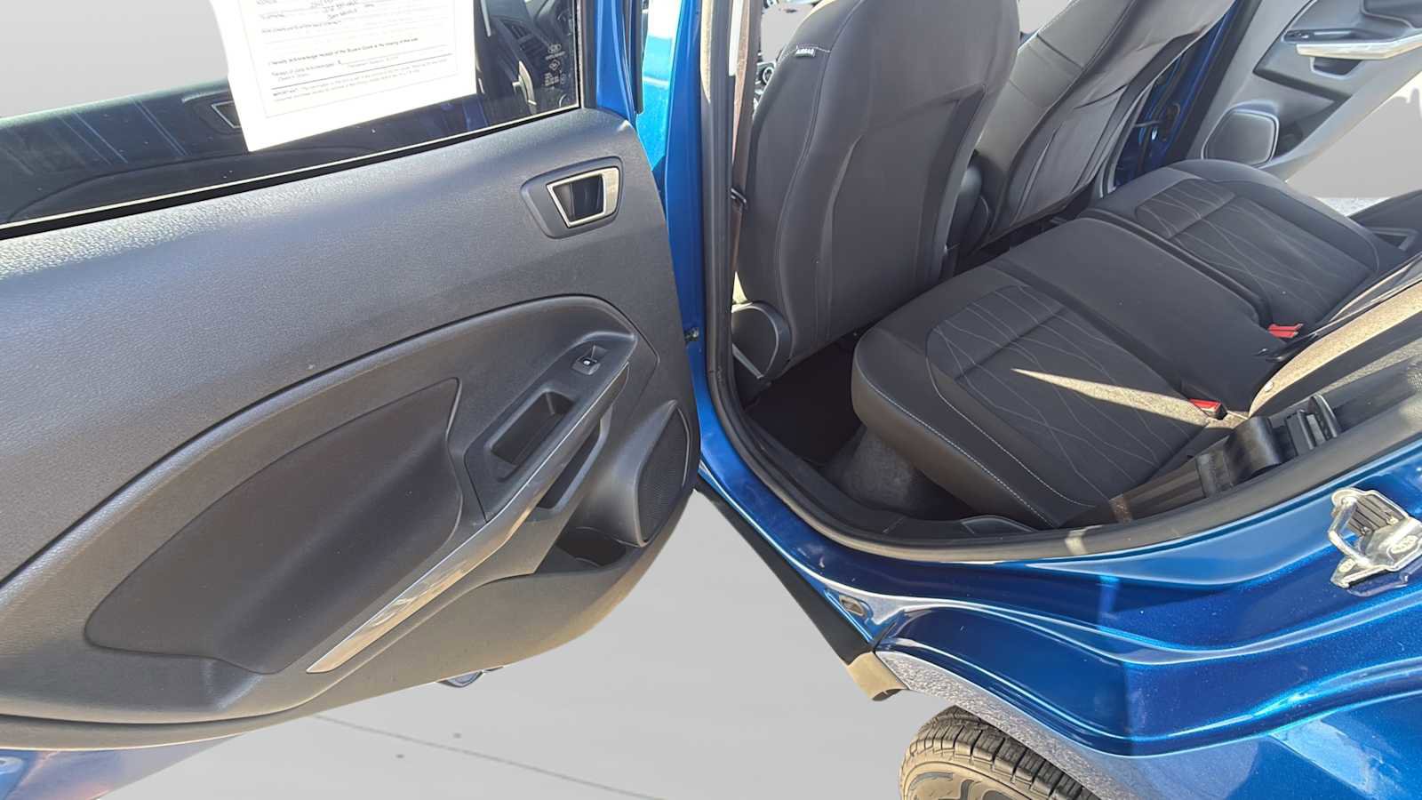 Used 2020 Ford EcoSport SE image 37