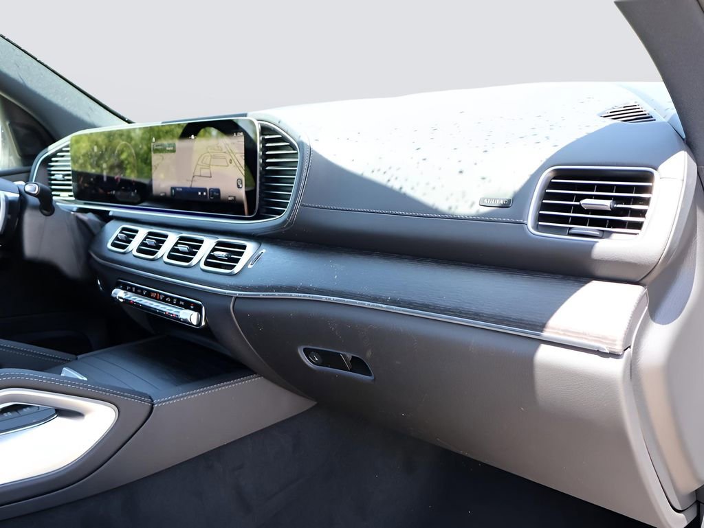 Certified 2025 Mercedes-Benz GLS 450 4MATIC image 12