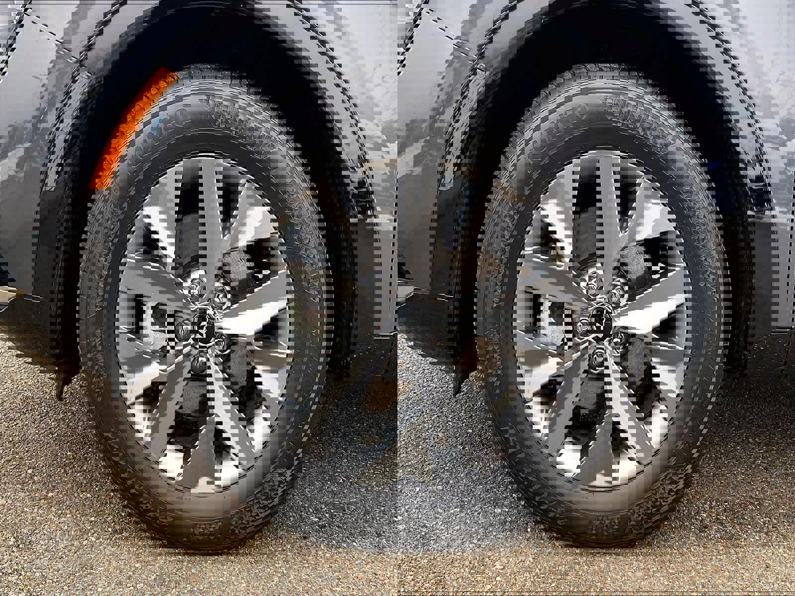 Used 2023 Kia Sportage SX image 7