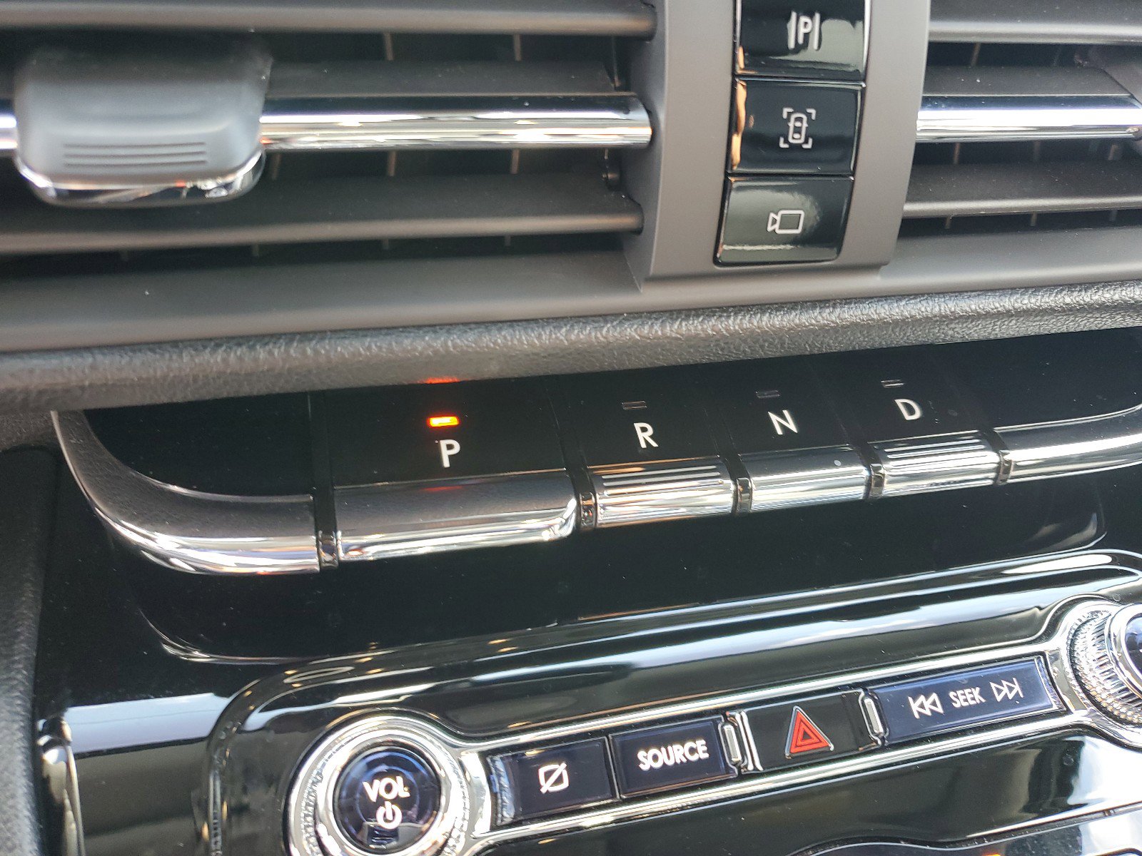 Used 2020 Lincoln Corsair FWD image 23