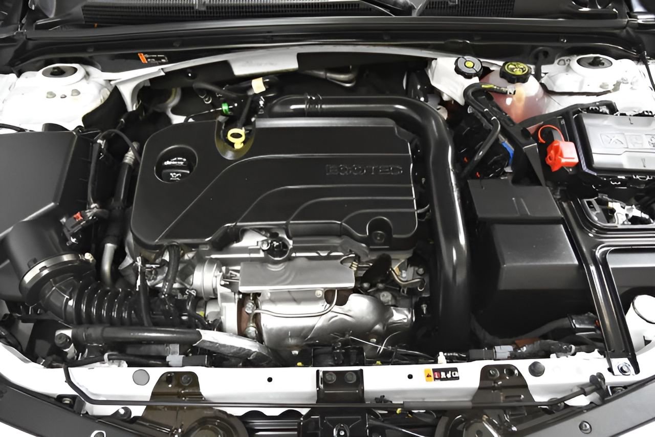 Used 2024 Chevrolet Malibu LT FWD image 36