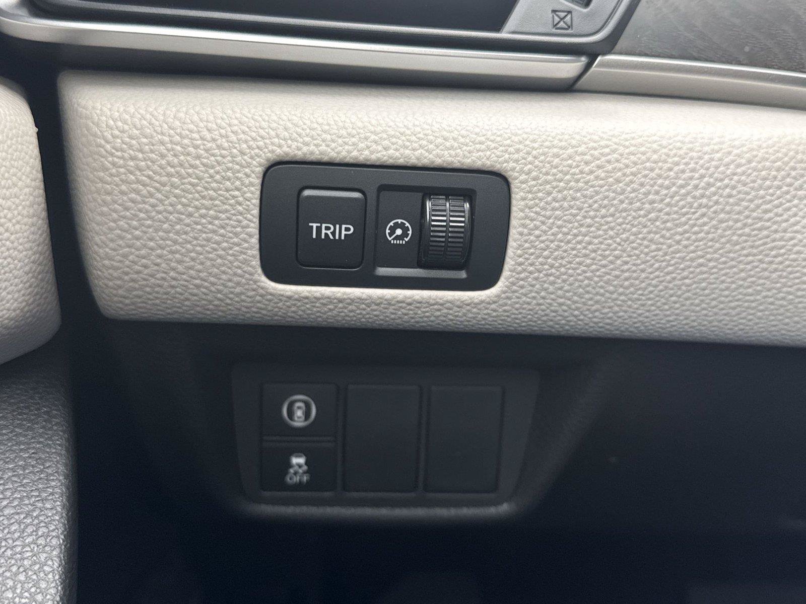 Certified 2018 Honda Accord EX image 31
