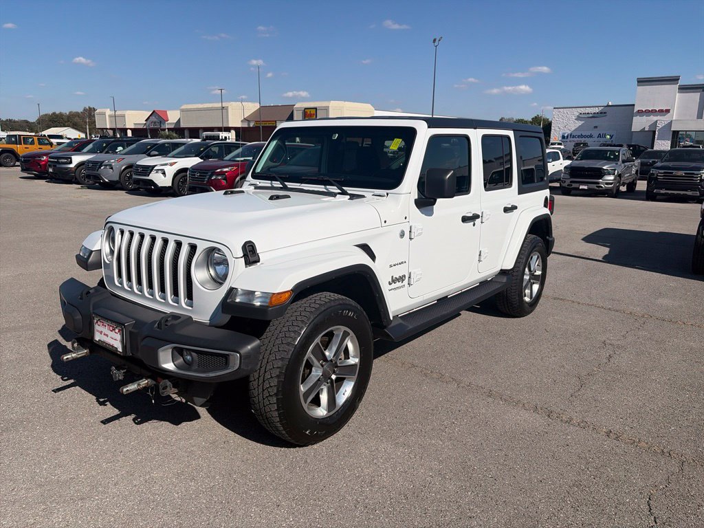 Used 2018 Jeep Wrangler Unlimited Sahara AWD/4WD image 2
