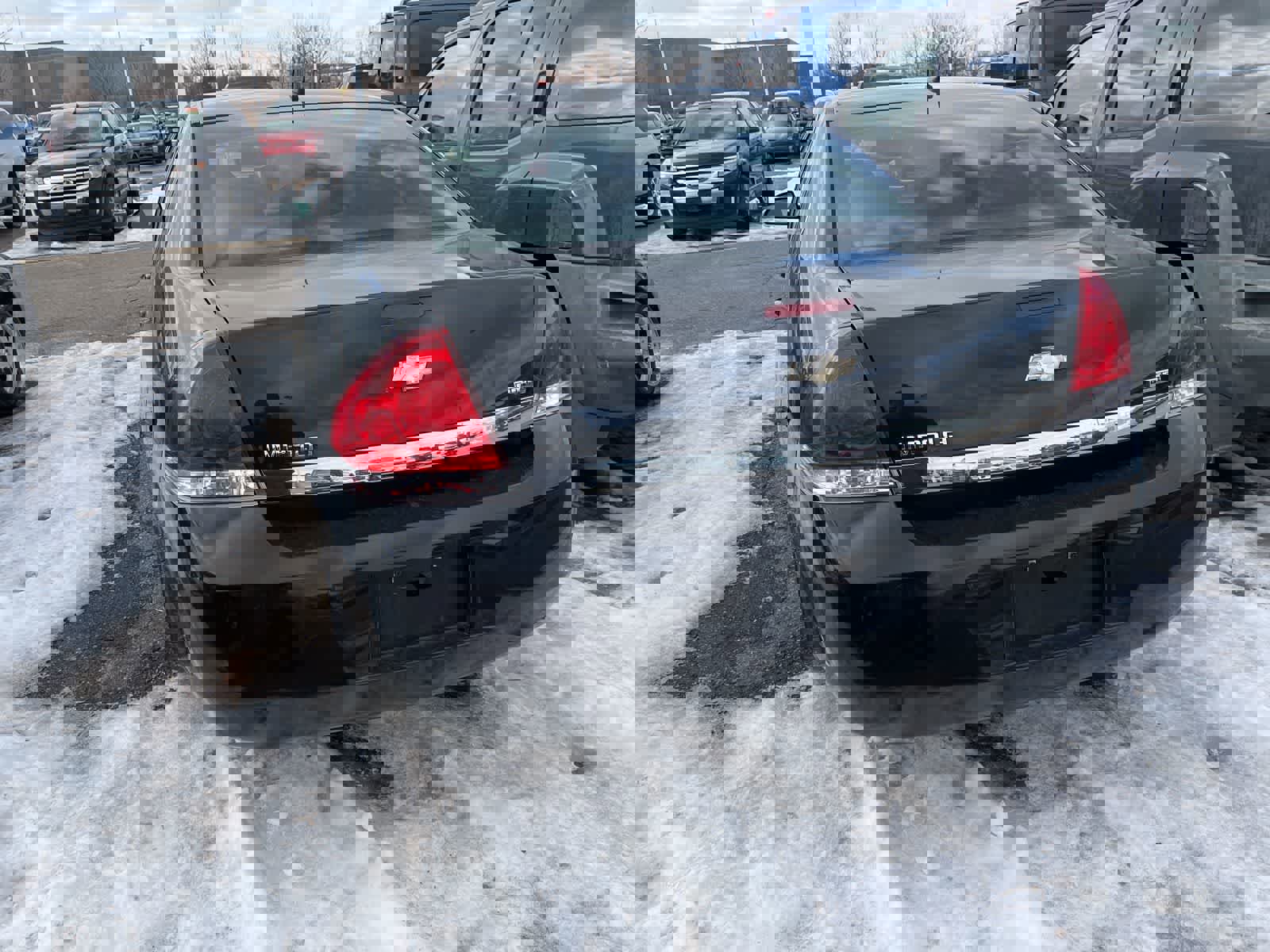 Used 2011 Chevrolet Impala LS image 11