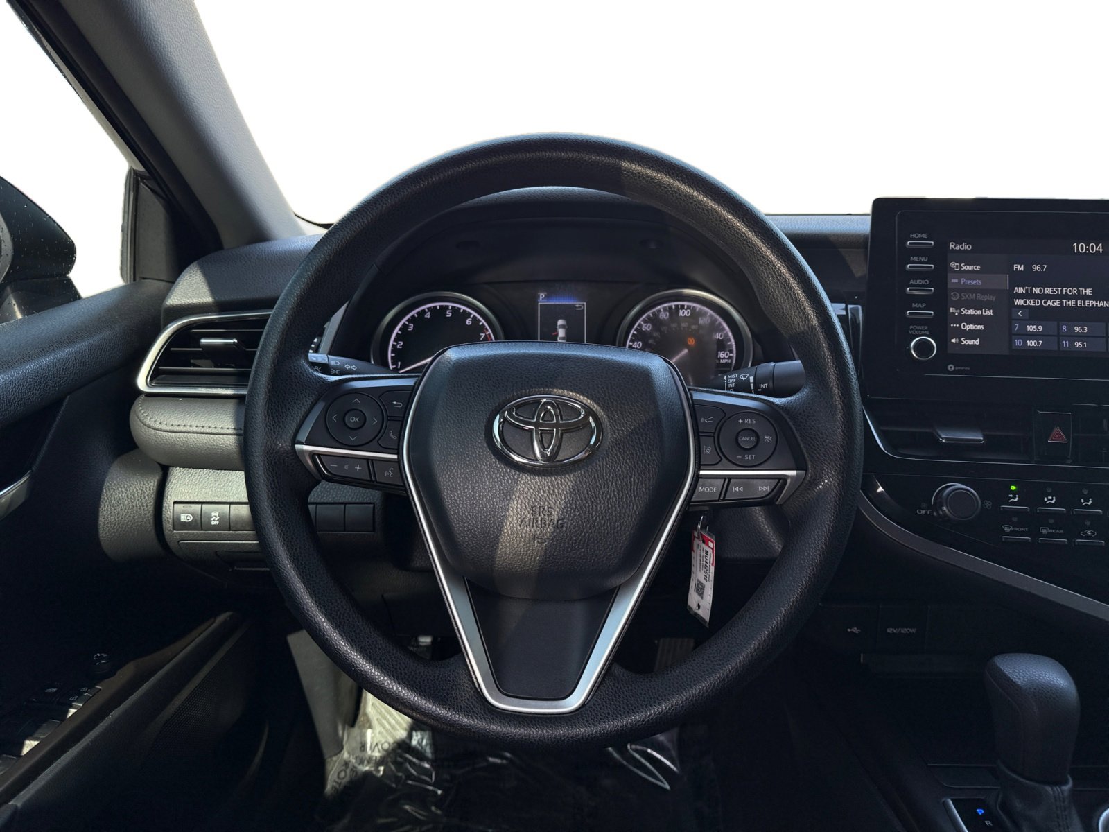 Used 2021 Toyota Camry LE image 12