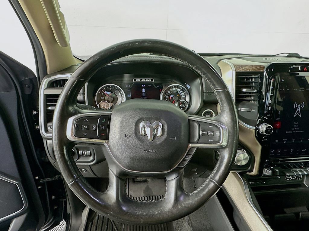 Used 2019 RAM 1500 Laramie image 11