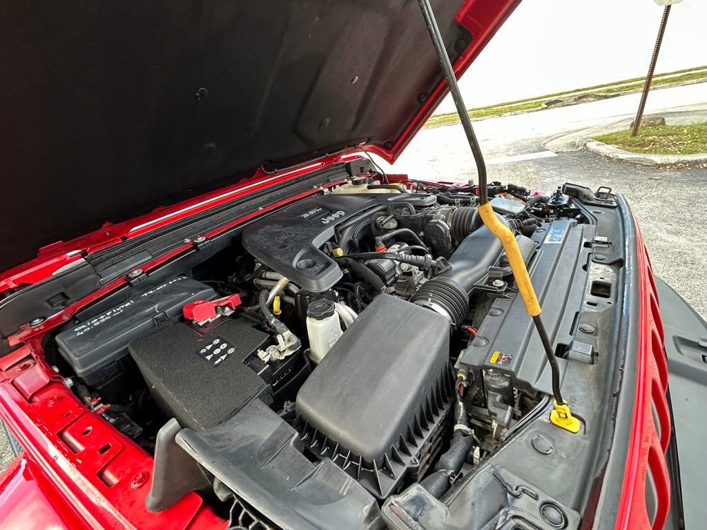 Used 2021 Jeep Wrangler Unlimited Sahara image 28