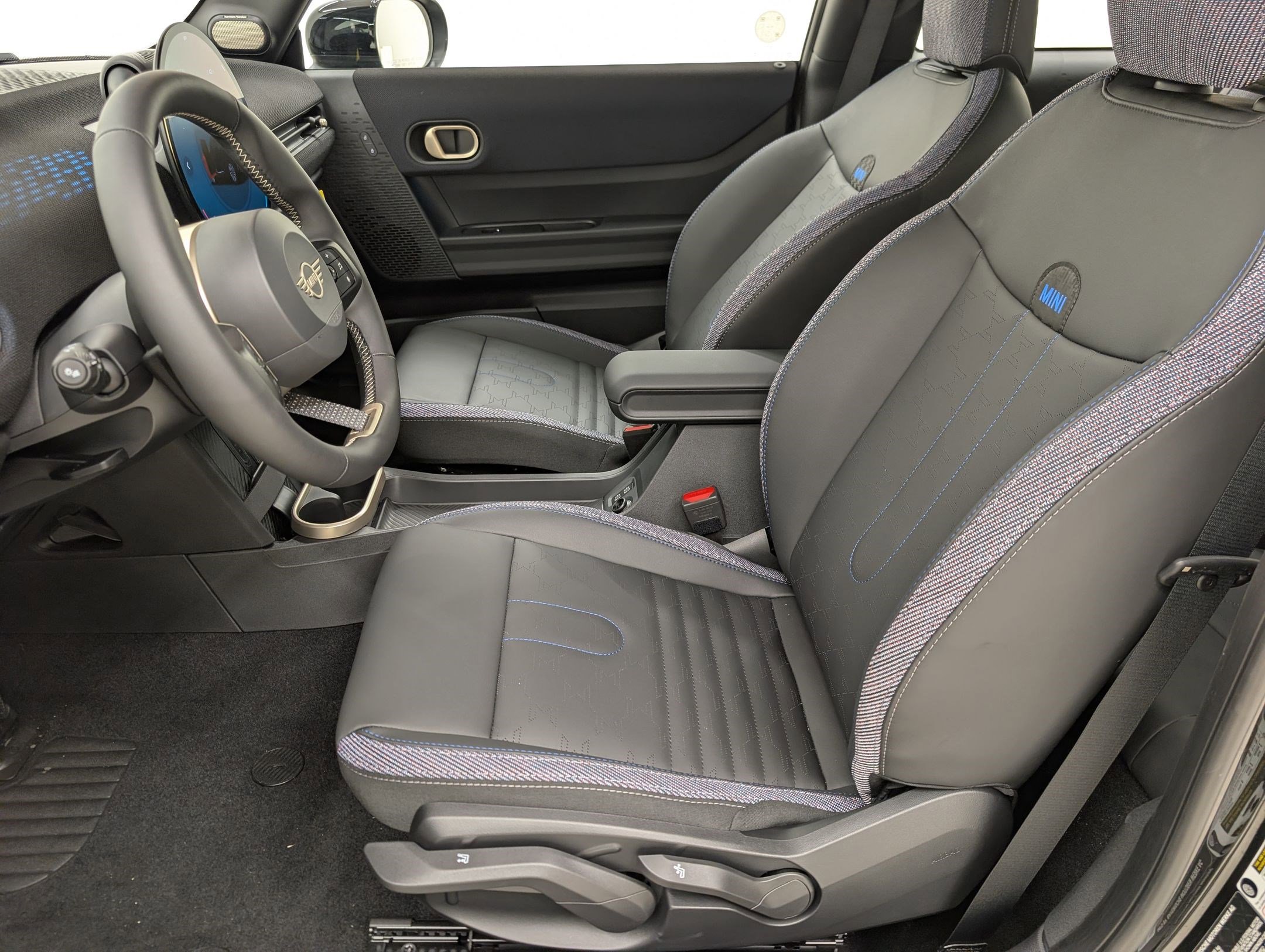 New 2026 MINI Cooper S image 5