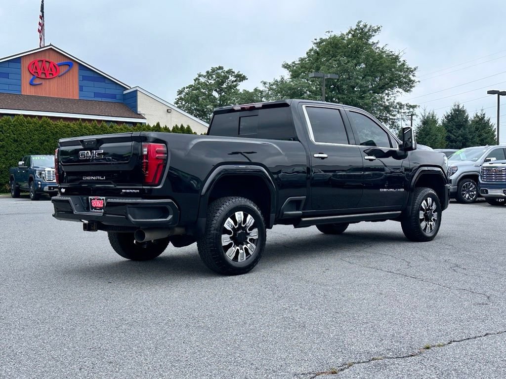 Used 2024 GMC Sierra 2500 Denali w/ Denali Reserve Package AWD/4WD image 11