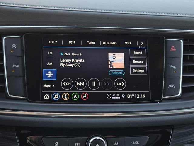 Used 2024 Buick Enclave Premium image 16