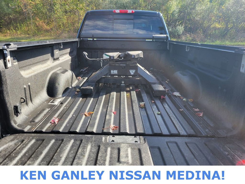 Used 2013 GMC Sierra 3500 Denali image 5