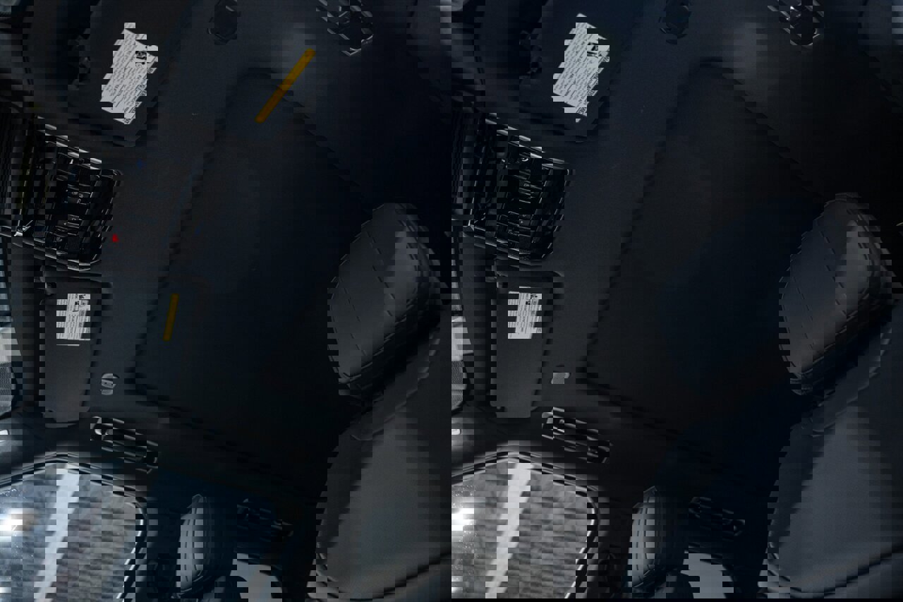 Used 2025 Land Rover Range Rover Sport Dynamic SE image 28