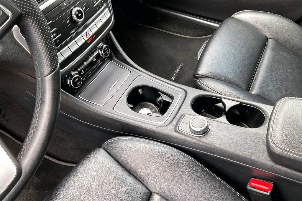 Used 2019 Mercedes-Benz GLA 250 4MATIC image 15