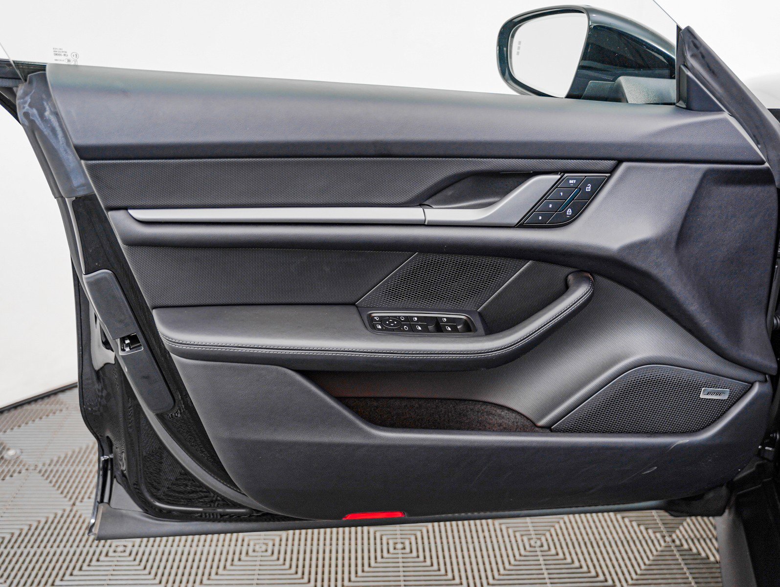 Certified 2025 Porsche Taycan RWD image 23